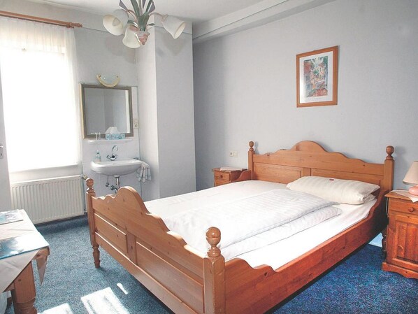 Gemütliche Doppelzimmer, 15qm mit eigenem Bad-Ehlener Poststuben