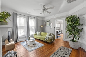 Living Room (1)