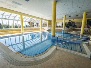 Pool Indoor
