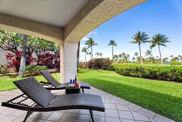 Relax on your private lanai of this Waikoloa Beach Resort vacation rental