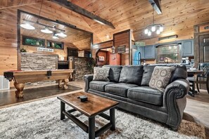 The kitchen, bedroom, and living area are all steps away from each other