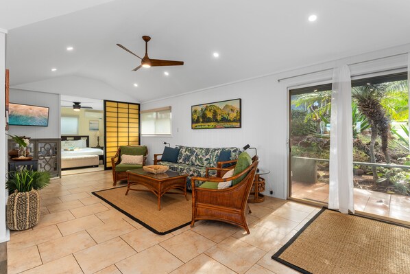 International Colony Club 16 living area 1