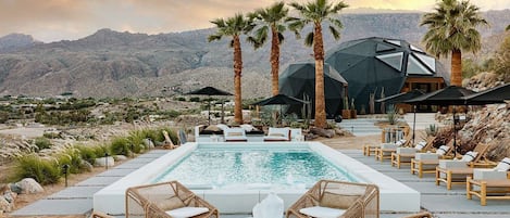 Welcome to Perch, the most unique, luxury vacation home in the California Desert.
Enjoy a 40-ft modern pool with unparalleled views of the local mountains