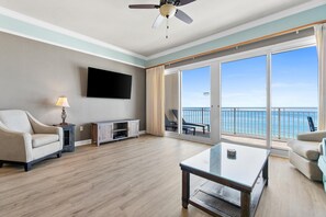 Sterling Beach 706