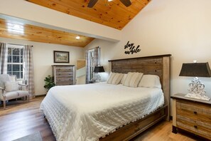 Comfy King Bed Bedroom 1!
