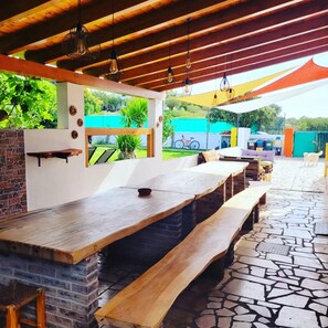 Outdoor dining