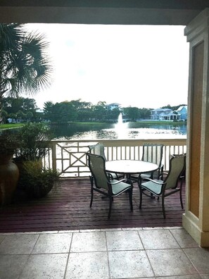 Beautiful Lakeview from family room and oversized balcony. Fish off the balcony.