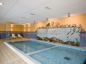 Pool Indoor