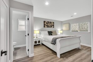 Get a great nights rest in this king size seely mattress