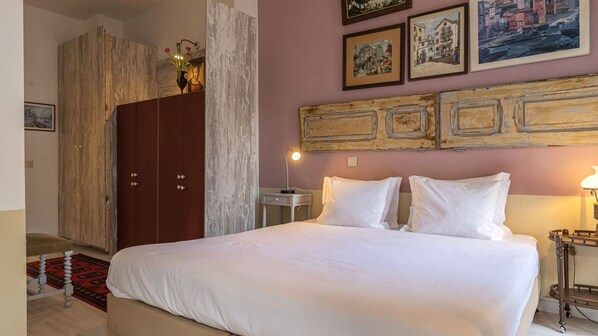No better place to relax after a day of visiting the city #stay #lisbon #pt #portugal
