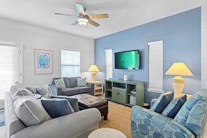 Sea Breeze Cottage Living Room