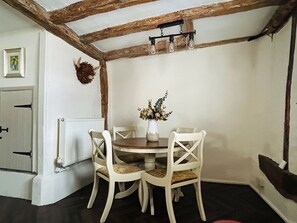 Dining Area | Cottage Ixworth, Bury St Edmunds