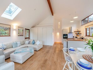 Open plan living space | Rockenhayne FarmsteadThe Retreat, Branscombe