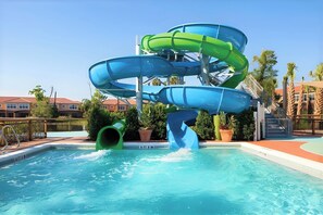 The clubhouse has two pools. The second pool has two water slides. Either you prefer open or closed slides, you'll find it here!