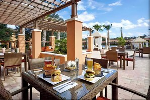 There is a restaurant and a tiki bar to indulge yourself by the pool!