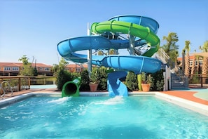 Pool at the Clubhouse - less than 2 minutes walk