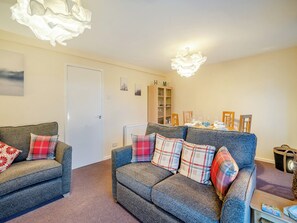 Living room/dining room | Dale View - Gayle Lane Cottages, Gayle, near Hawes
