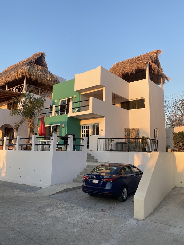 Casa Corazon- 3 bedroom, 2.5 bathroom Private Villa