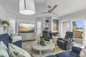Cozy Living Room!