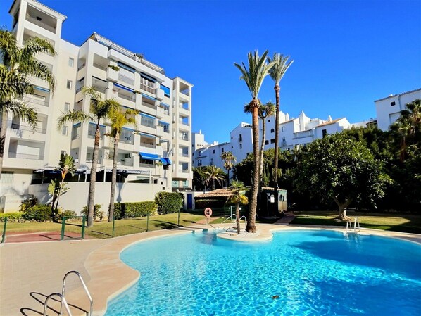 Gardens and swimming pool