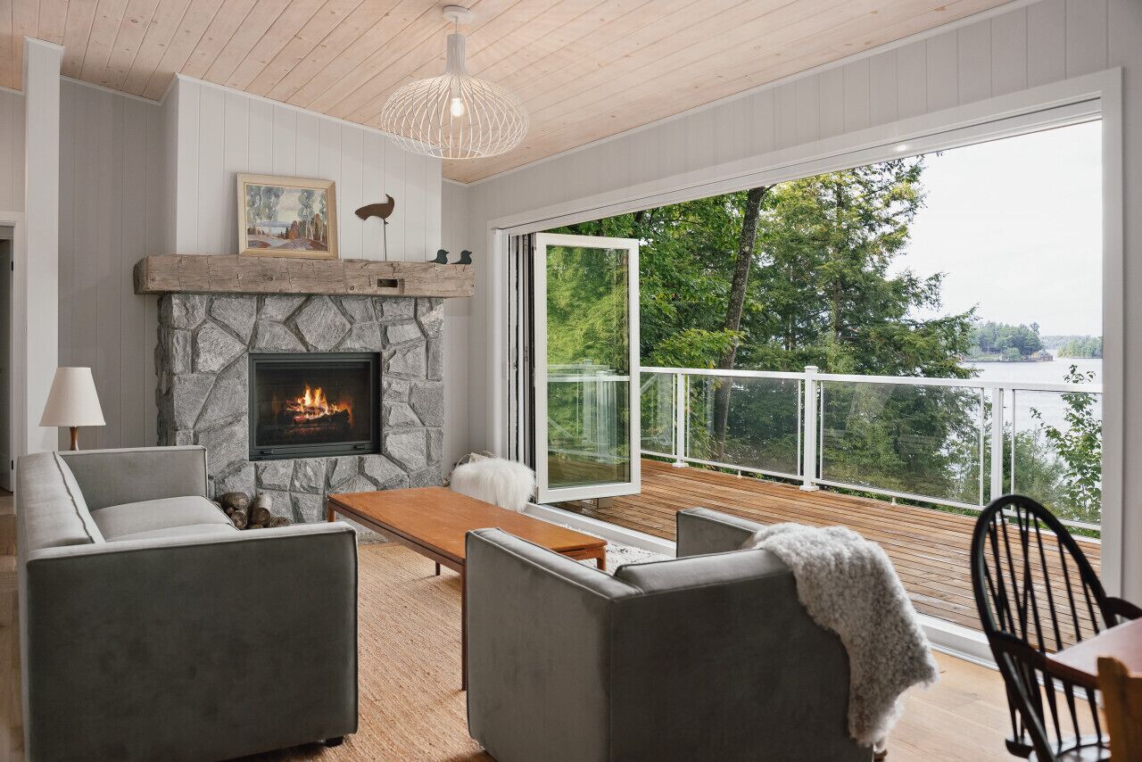 Living Room w/ Fireplace
