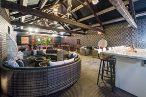 Casino, Games Room, Bar and Nightclub