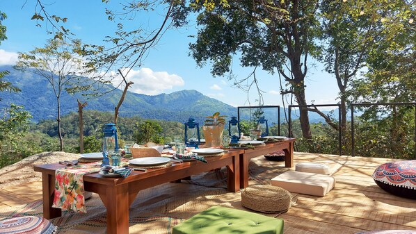 Outdoor dining