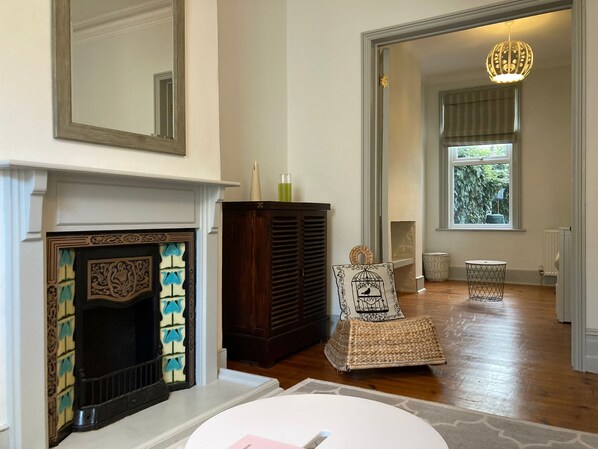 Lounge Fireplace 1
