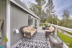 Wraparound Deck | Forest & Valley Views