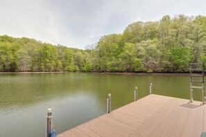 Bask in the sun on the deck, swim, fish, or kayak in the beautiful waters of Tims Ford Lake