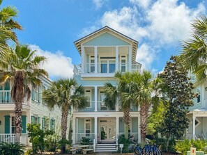 "FABULOUS house in a FABULOUS location!  So much to do within walking distance and the neighborhood is very well patrolled and protected." - Sarah