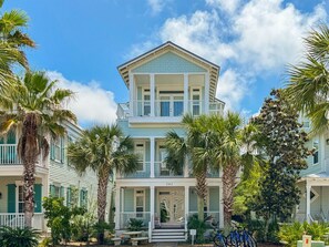 Welcome to your home away from home at Lighthouse 30A, the ideal vacation spot for 1-3 families to enjoy the Emerald Coast beaches! Guests will have access to Seacrest’s massive 12,000-square-foot private community pool, and great walkable restaurants, sh