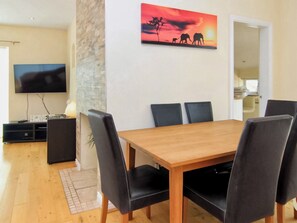 Dining Area | Maes A Mor, Morfa Bychan, near Porthmadog