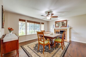 Dining Area | Dishware/Flatware | Fireplace