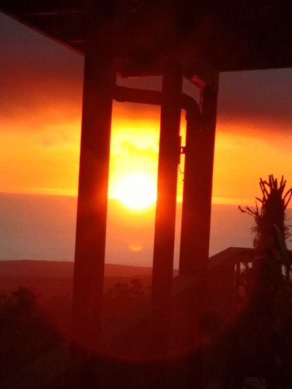 Sunset from the lanai 