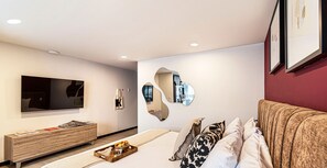 El mobiliario, la decoración y los servicios pueden variar ligeramente.
