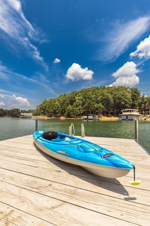 Free kayak use during your stay.