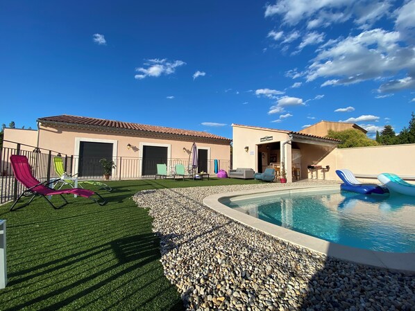 Villa exerier