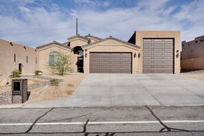 Exterior | Spacious Garage | Single-Story Home