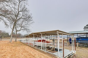 Private Boat Dock | On-Site Fishing Access | Lake View