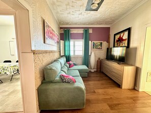 Livingroom (1)