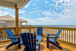 Relax on the spacious balcony with breathtaking Gulf of Mexico views. Located on Dauphin Island West End beach