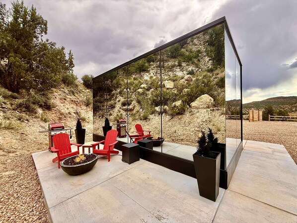 Mirror Mountain sits high on the hill at East Zion Resort between Zion and Bryce Canyon National Parks.  When you stay at Mirror mountain you have a private, panoramic view of the mountain above, access to resort pickleball courts, pools & hot tubs.