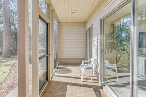 Screened Porch | Golf Course View