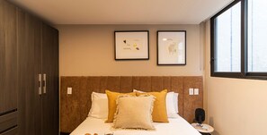 El mobiliario, la decoración y los servicios pueden variar ligeramente.