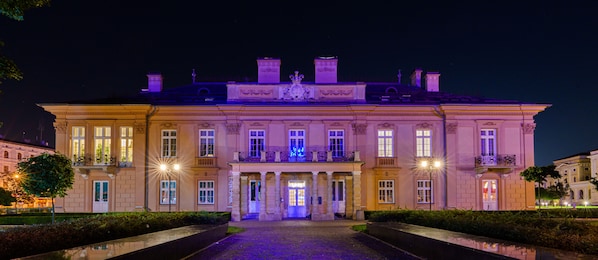 Front of property – evening/night