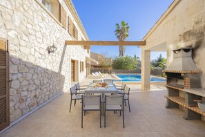 House in Alcudia for 8 with pool