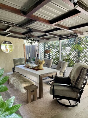 Outdoor dining