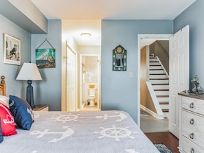 Bdrm 1 w/King- 1st Floor