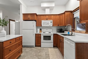 Full well-stocked kitchen for making all your meals. 